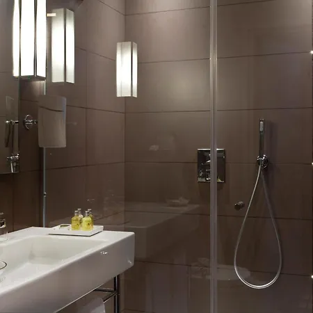 Le Grey Hotel 4*